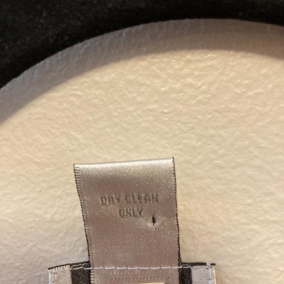 Chico's Top Wmns Sz 3 Blue Animal Print Silk Rayon Beaded V-Neck LS Grandma-Core - Picture 8 of 8